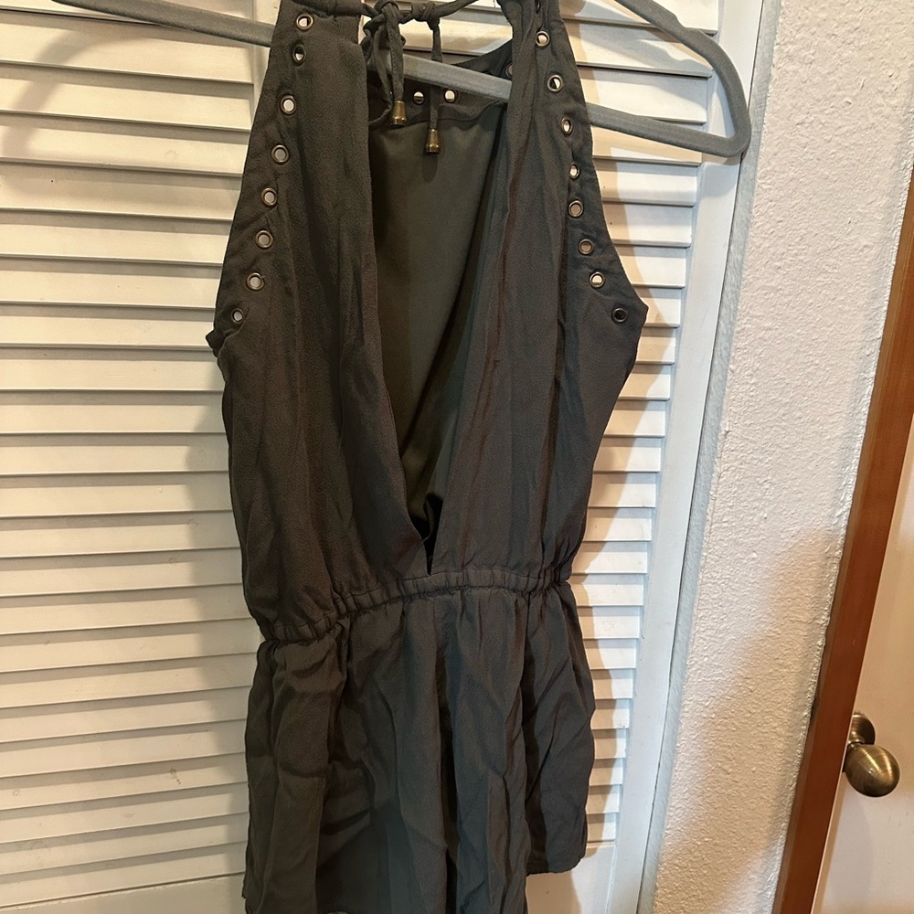 Lulu's Green Performance Rompers